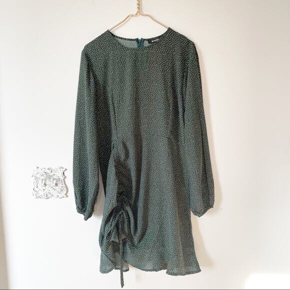 NWOT Missguided Green and White Polka Dot Ruched Side Tea Dress 14 - Picture 3 of 9